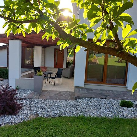 Village Romantic Apartments Near Cesky Krumlov (Adults Only) Strizov Eksteriør bilde